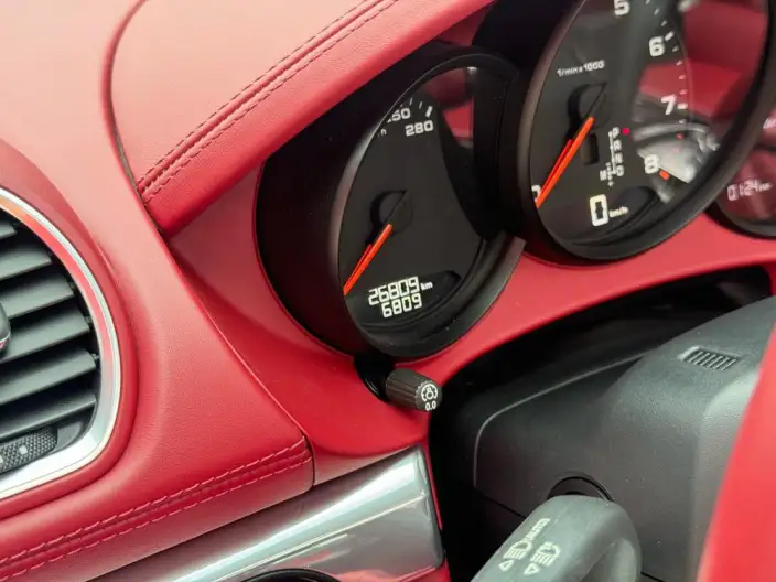 Porsche 718 2023 Model Boxster 2.0T – фото 7