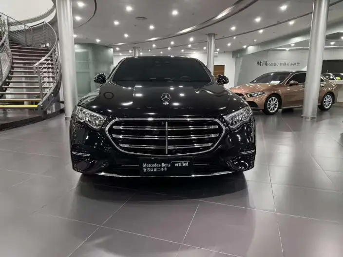 Mercedes-Benz E-Class 2025 Model E 300 L Luxury Model sedan – фото 2