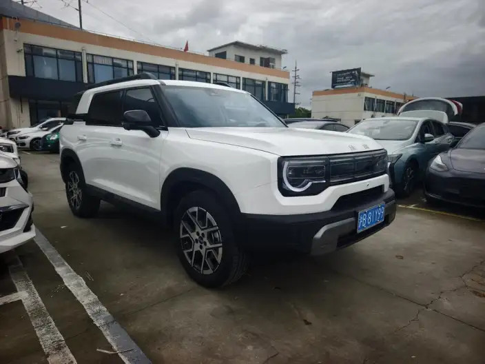 BAIC BJ30 2026 Model Traveler 1.5T DCT Standard Edition – фото 3