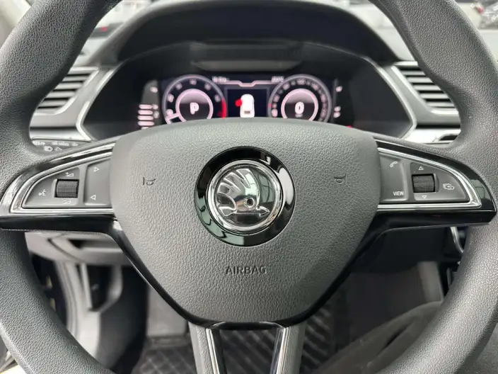 Skoda Superb 2023 Model TSI280 DSG Exclusive Edition – фото 8
