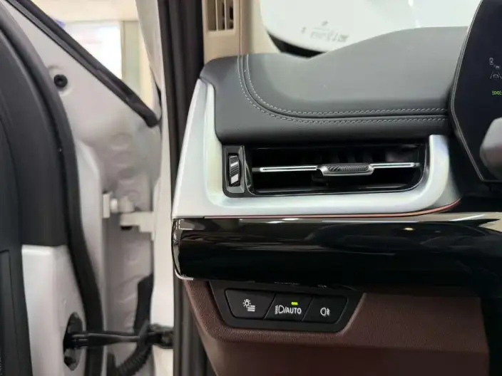 BMW X1 2023 Model sDrive20Li X Design Set – фото 7