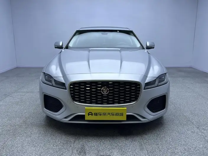 Jaguar XFL 2021 Model 2.0T P250 2WD Exclusive Deluxe Edition