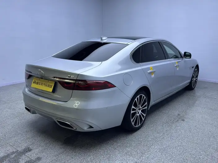 Jaguar XFL 2021 Model 2.0T P250 2WD Exclusive Deluxe Edition – фото 7