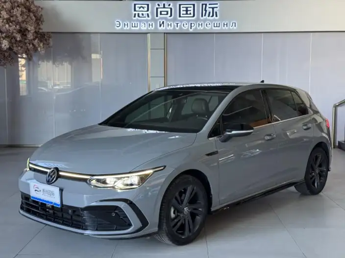 Volkswagen Golf 2022 Model 280TSI DSG R-Line – фото 1