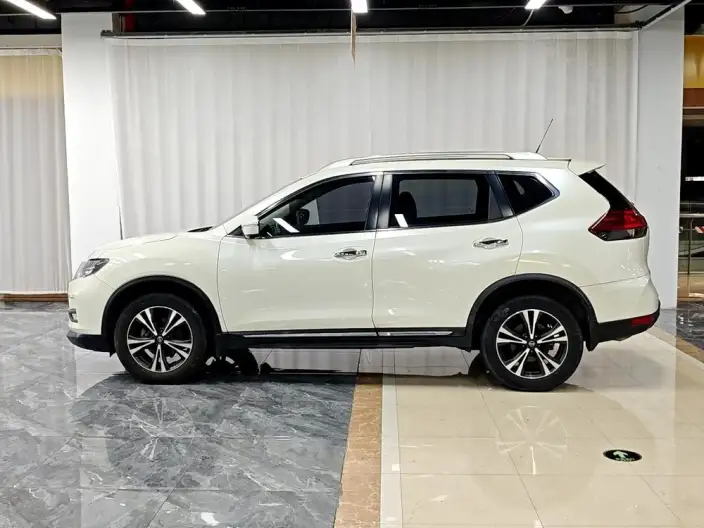 Nissan X-Trail 2021 Model 2.5L XL ITS CVT 4WD Luxury Pilot Edition – фото 4
