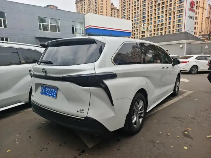 Toyota Sienna 2024 Model Hybrid 2.5L Comfort Edition