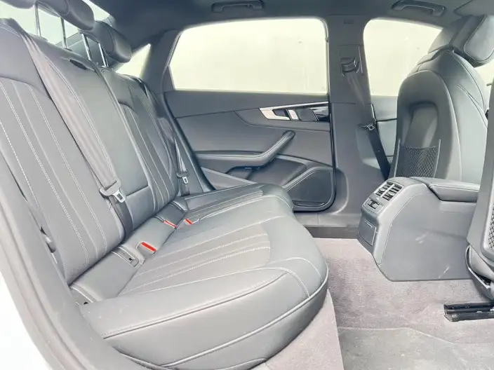 Audi A4 L 2024 Model 40 TFSI Luxury Dynamic Model – фото 8