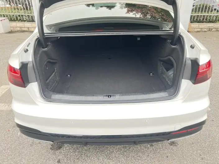 Audi A4 L 2024 Model 40 TFSI Luxury Dynamic Model – фото 9