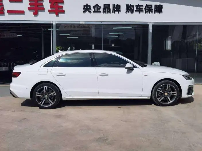 Audi A4 L 2020 Model 40 TFSI Luxury Dynamic Model – фото 5