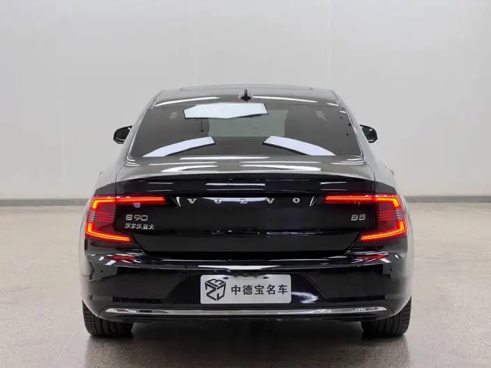 Volvo S90 2024 Model B5 Smart Range Deluxe Edition – фото 4