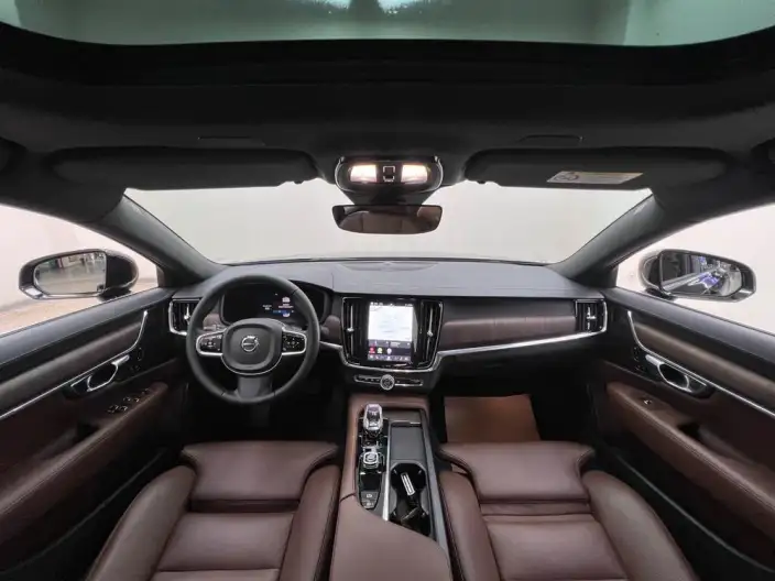 Volvo S90 2024 Model B5 Smart Range Deluxe Edition – фото 9