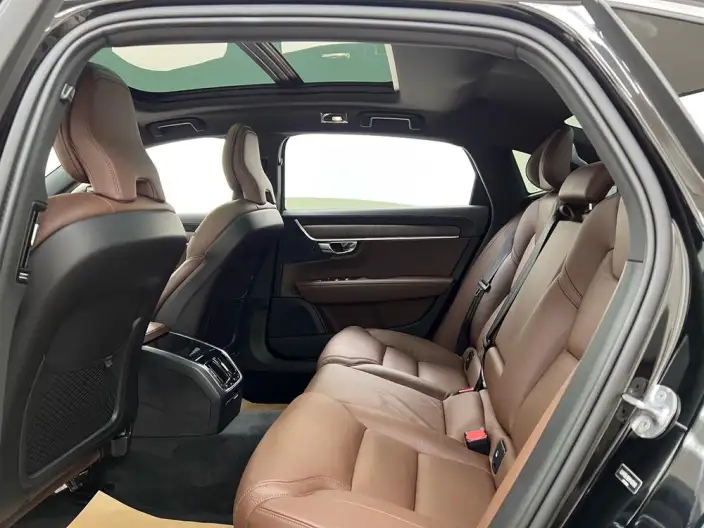 Volvo S90 2024 Model B5 Smart Range Deluxe Edition – фото 10