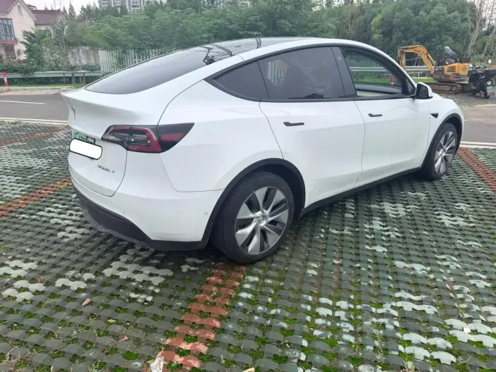 Model Y 2022 Model Facelift Rear-wheel drive version – фото 5
