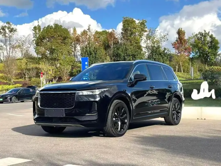 Li Auto ONE 2021 Model Extended Range 6 seat Edition – фото 1