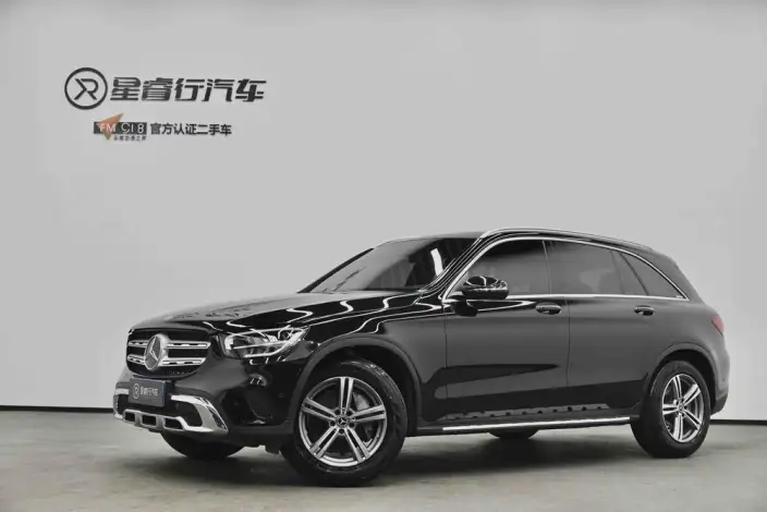 Mercedes-Benz GLC 2021 Model GLC 260 L 4MATIC Dynamic Model – фото 1