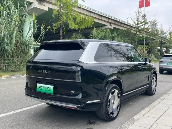 ZEEKR 9X 2025 Model Ultra Edition 70kWh VI seat – фото 7