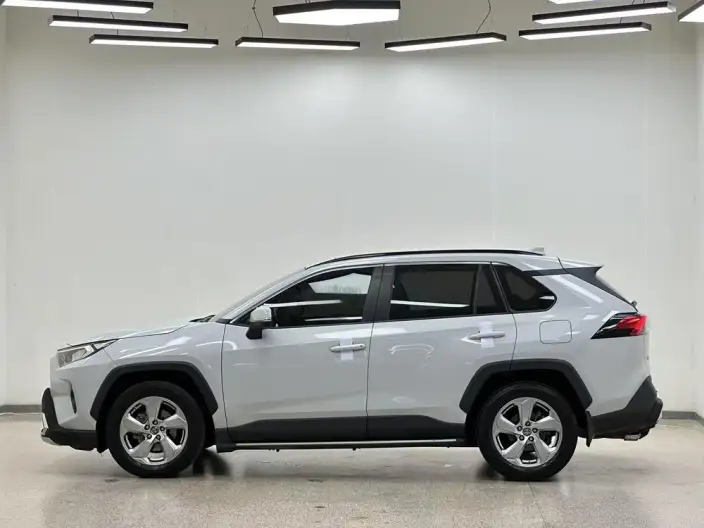 Toyota RAV4 2020 Model 2.0L CVT 2WD Fashion Plus Edition – фото 4