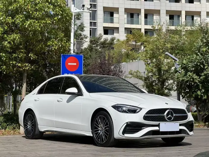 Mercedes-Benz C-Class 2024 Model C 260 L Sports Edition – фото 3