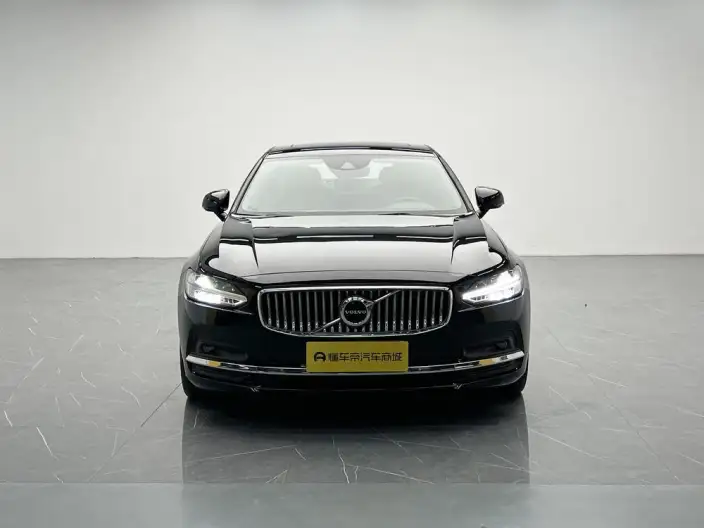Volvo S90 2021 Model B5 Smart Range Deluxe Edition
