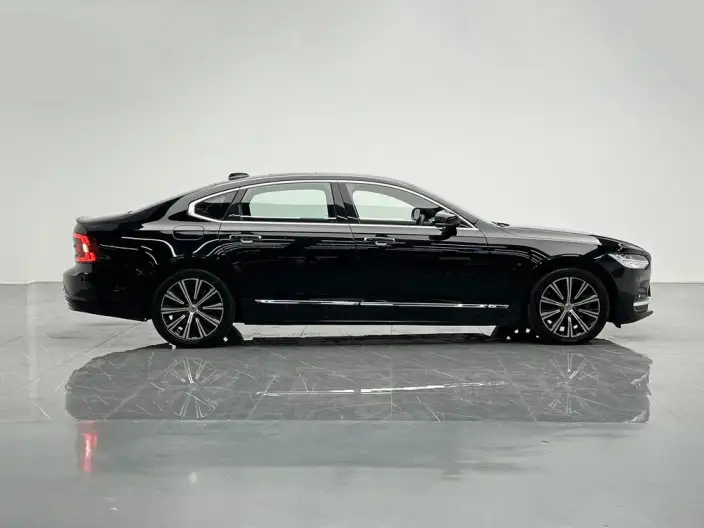 Volvo S90 2021 Model B5 Smart Range Deluxe Edition – фото 8
