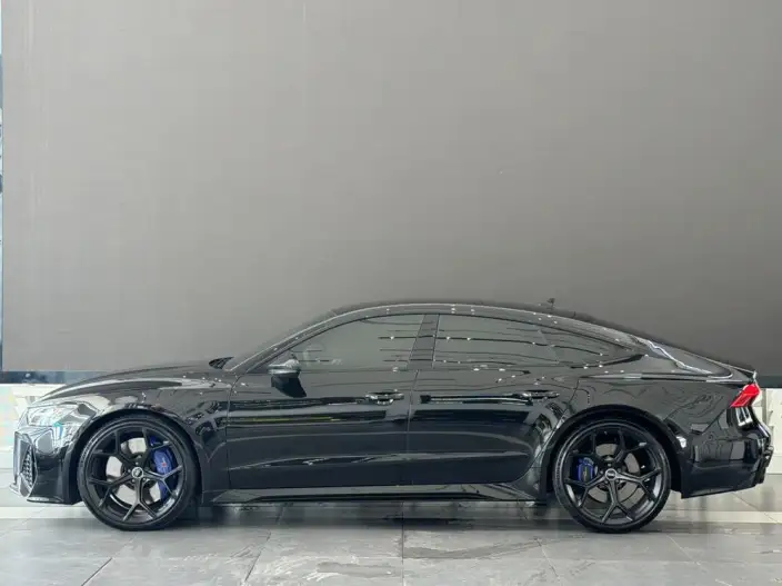 Audi RS 7 2021 Model RS 7 4.0T Sportback Exclusive Edition – фото 3