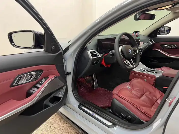 BMW 3 Series 2025 Model 330Li M Sports Night Set – фото 8