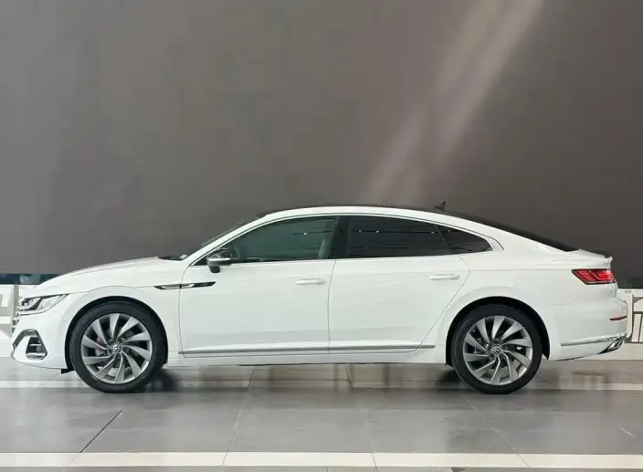 Volkswagen CC 2021 Model 380TSI Eye-catching version – фото 4