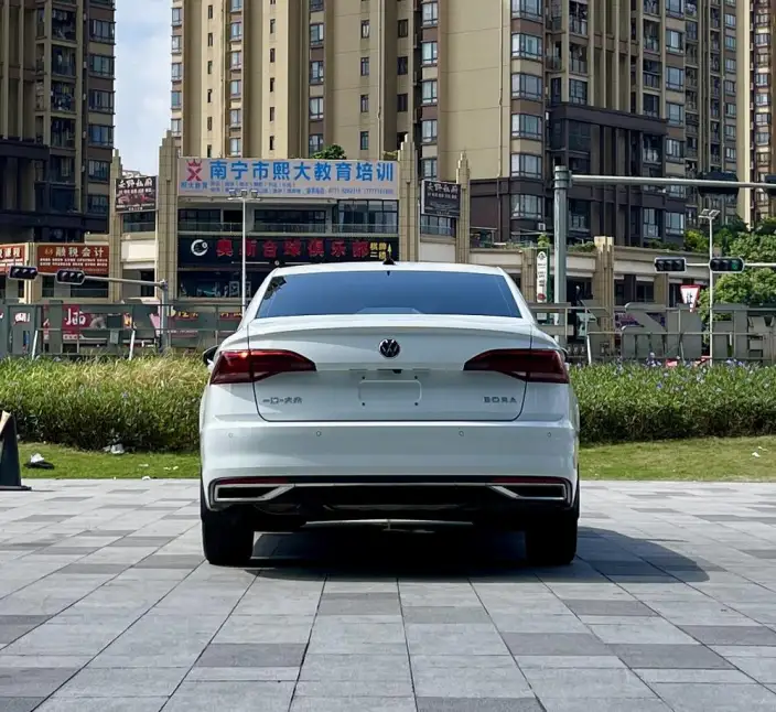 Volkswagen Bora 2021 Model 1.5L Automatic Comfort Zhilian Edition – фото 6