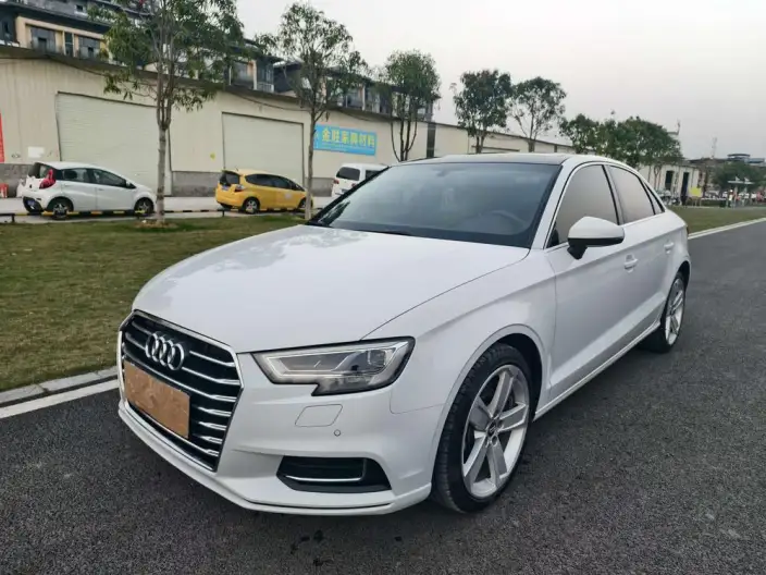 Audi A3 2020 Model Limousine 35 TFSI Fashion Model China VI – фото 1
