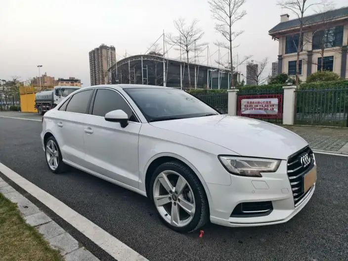 Audi A3 2020 Model Limousine 35 TFSI Fashion Model China VI – фото 3