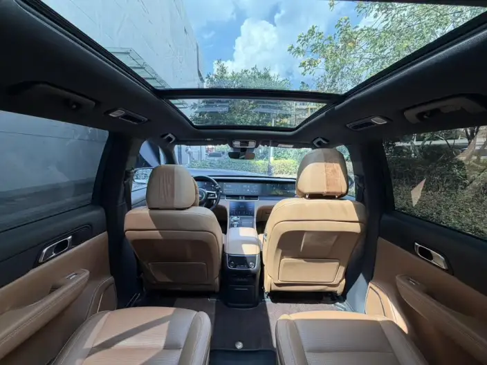 Li Auto ONE 2021 Model Extended Range 6 seat Edition – фото 7