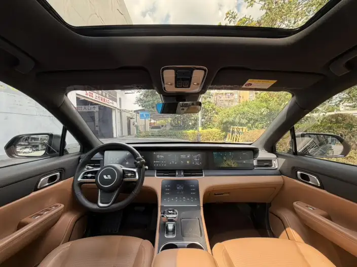 Li Auto ONE 2021 Model Extended Range 6 seat Edition – фото 8