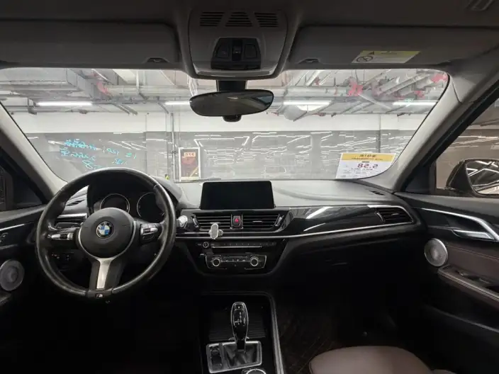 BMW 1 Series 2021 Model 120i M Sports Night Edition – фото 6