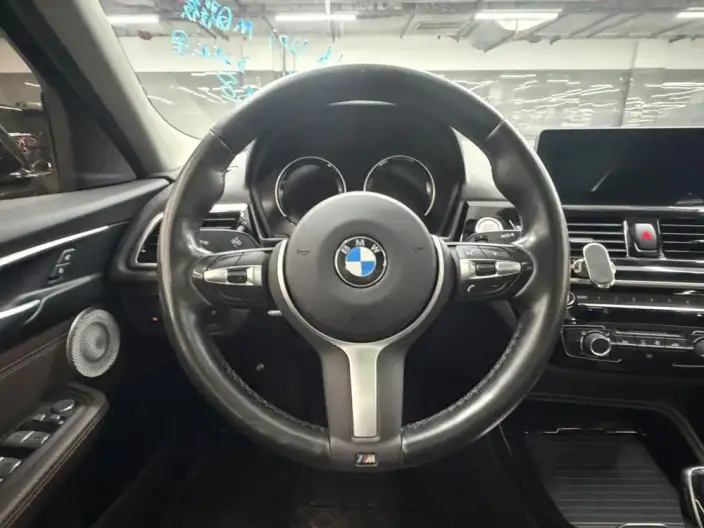 BMW 1 Series 2021 Model 120i M Sports Night Edition – фото 8
