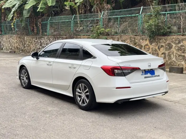 Honda Civic 2022 Model 240TURBO CVT Dynamic Edition – фото 4