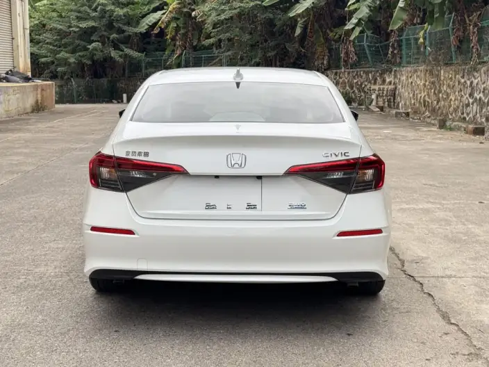 Honda Civic 2022 Model 240TURBO CVT Dynamic Edition – фото 5
