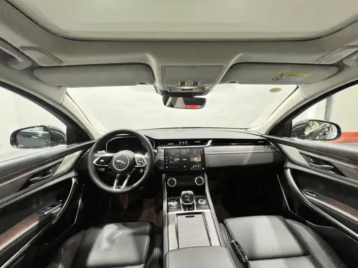 Jaguar XFL 2023 Model 2.0T P200 2WD Elite Deluxe Edition – фото 7