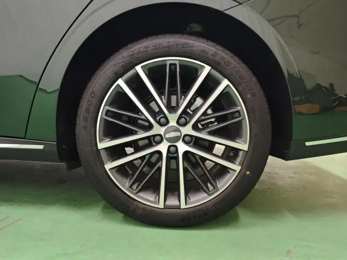 Geely Emgrand 2026 Model No. 5 Gen 1.5T DCT Flagship Model – фото 9