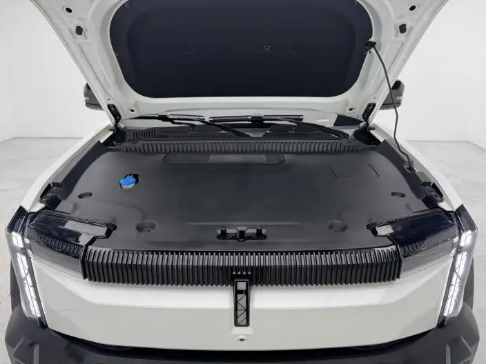 iCAR 03 2024 Model 4WD Long Battery Life Pro Edition – фото 10