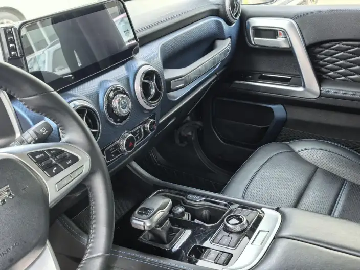 BAIC BJ40 2020 Model 2.0T Automatic 4WD City Hunter Edition Supreme Model – фото 8