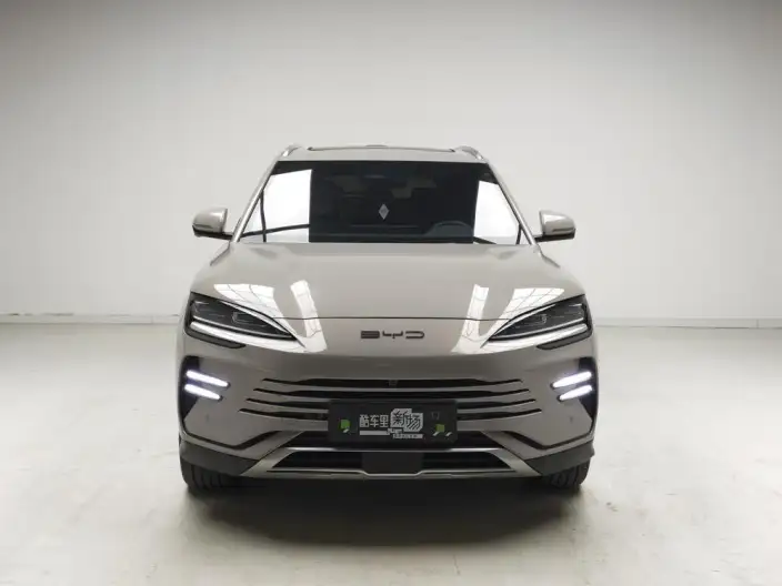 BYD Song PLUS DM 2023 Model DM-i Champion Edition 150KM Flagship PLUS 5G – фото 2