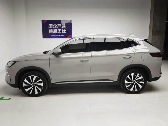 BYD Song PLUS DM 2023 Model DM-i Champion Edition 150KM Flagship PLUS 5G – фото 4