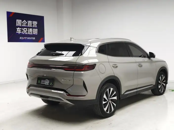 BYD Song PLUS DM 2023 Model DM-i Champion Edition 150KM Flagship PLUS 5G – фото 7