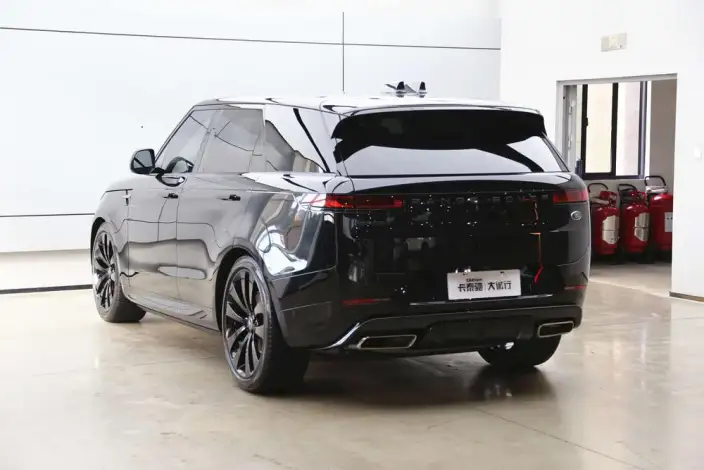 Range Rover Sport 2023 Model 3.0 L6 DYNAMIC HSE – фото 4