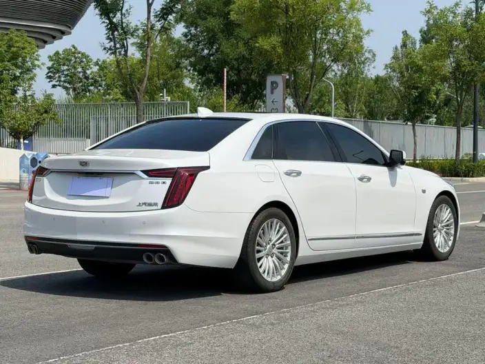 Cadillac CT6 2022 Model 28T Luxury Model – фото 6