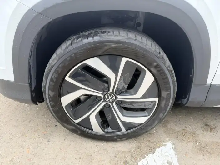 Volkswagen Tharu 2024 Model 300TSI 2WD Full Moon Edition – фото 5