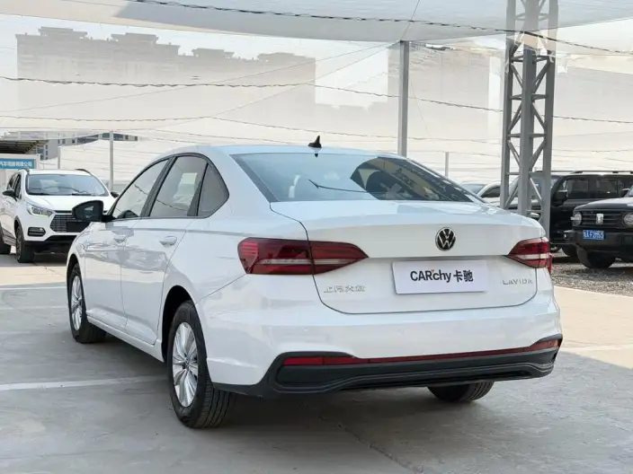 Volkswagen Lavida 2024 Model 1.5L Automatic Deyi Edition – фото 4