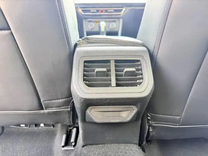 Volkswagen Lavida 2024 Model 1.5L Automatic Deyi Edition – фото 10