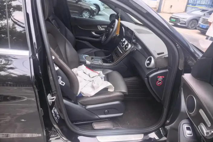 Mercedes-Benz GLC 2022 Model Facelift GLC 300 L 4MATIC Dynamic Model Collector Edition – фото 8