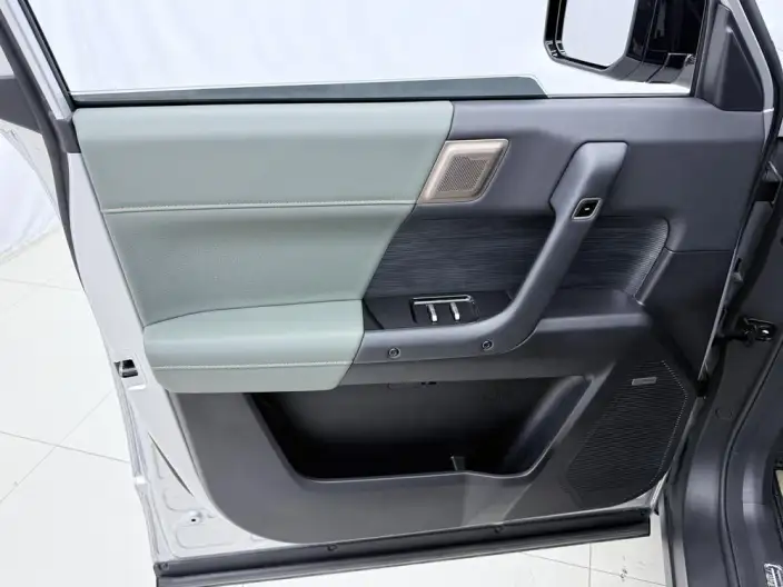 iCAR 03 2024 Model 2WD Long Battery Life Pro Edition – фото 8